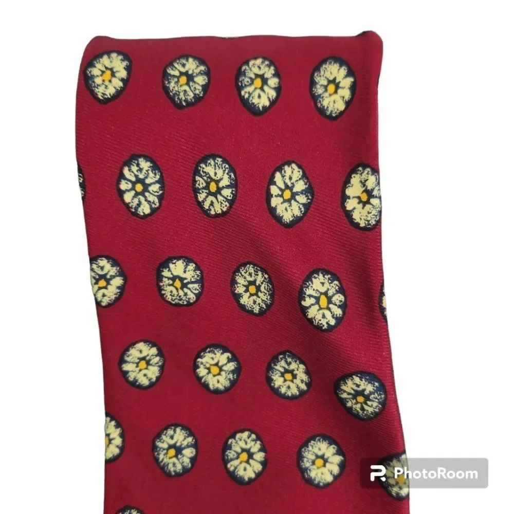 Gitman Bros 100% Silk Handmade In USA Floral Daisy Patter Tie